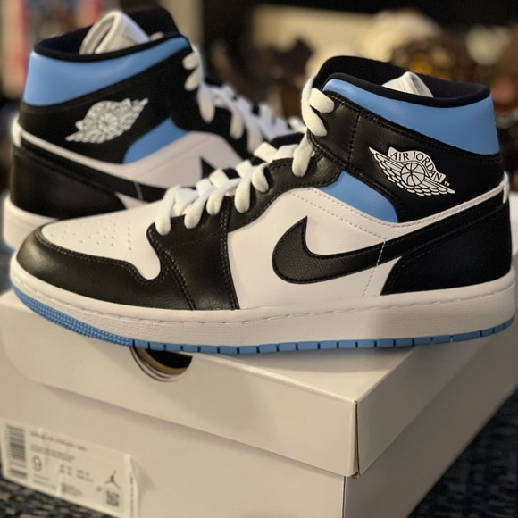 Jordan 1 Mid University Black White - Picture 1 of 4